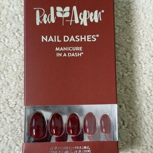 Brand New Red Aspen Fall for Caspia Nail Set